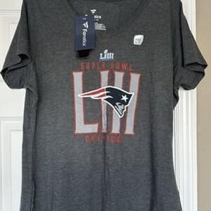 NWT Fanatics Womens XL New England Patriots  V Neck Tee, Super Bowl  LIII Champs